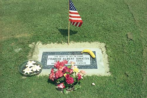Frank Sinatra grave