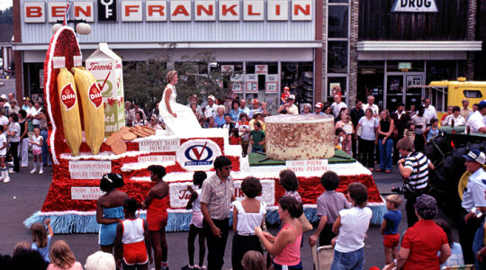 The Kentucky Dairy Princess on the 1-ton banana pudding float at the 1981 Banana Festival, Fulton KY - S. Fulton TN